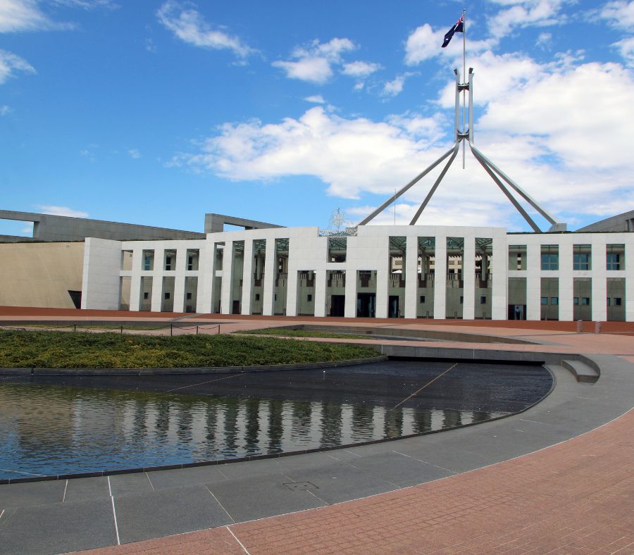 Toàn cảnh tòa nhà quốc hội nổi tiếng tại Úc