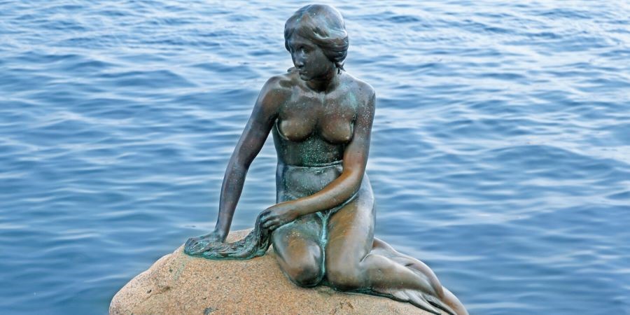 Bức tượng có kiểu dáng độc đáo và ý nghĩa sâu sắc