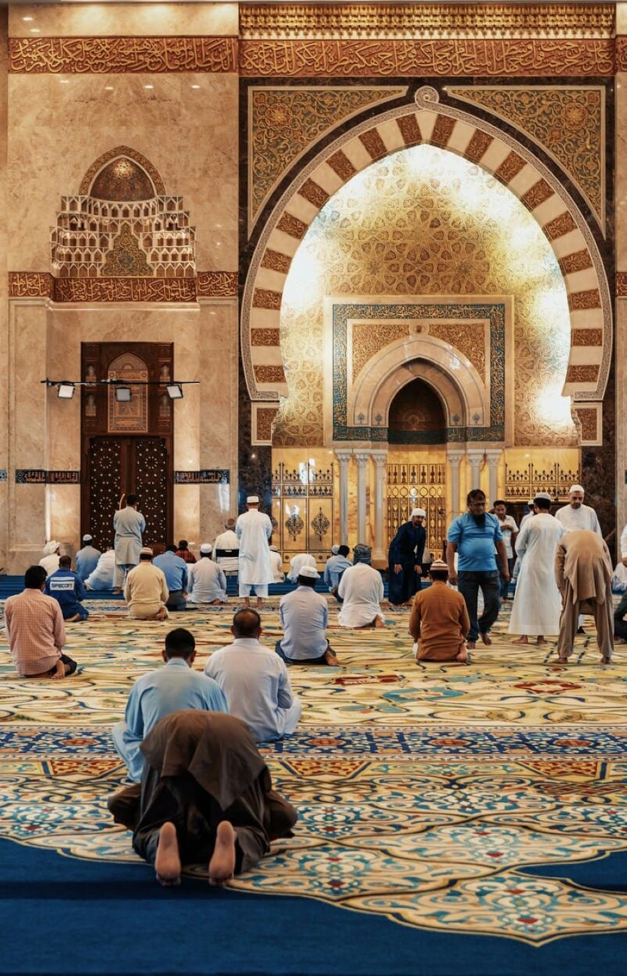 Ramadan -  Một trong những Lễ hội đặc sắc tại Brunei này không chỉ là một nghi lễ tôn giáo mà còn là dịp để người dân Brunei thể hiện tinh thần đoàn kết lẫn nhau
