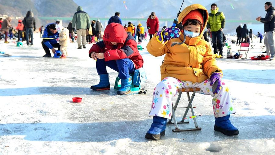 Lễ hội câu cá đá Inje được tổ chức thường niên tại hồ Soyangho 