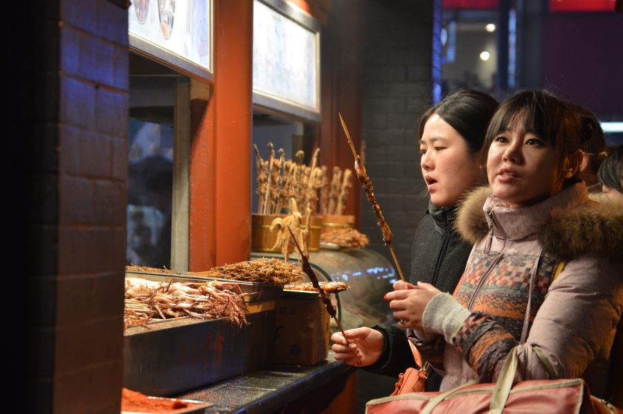 Phố ăn vặt Jiumen là điểm dừng chân tuyệt vời dành cho những tâm hồn đam mê ăn uống