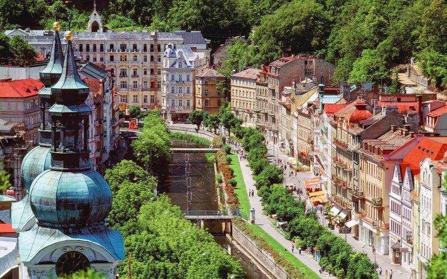 Karlovy Vary - một thị trấn spa cực kỳ nổi tiếng của Cộng hoà Séc