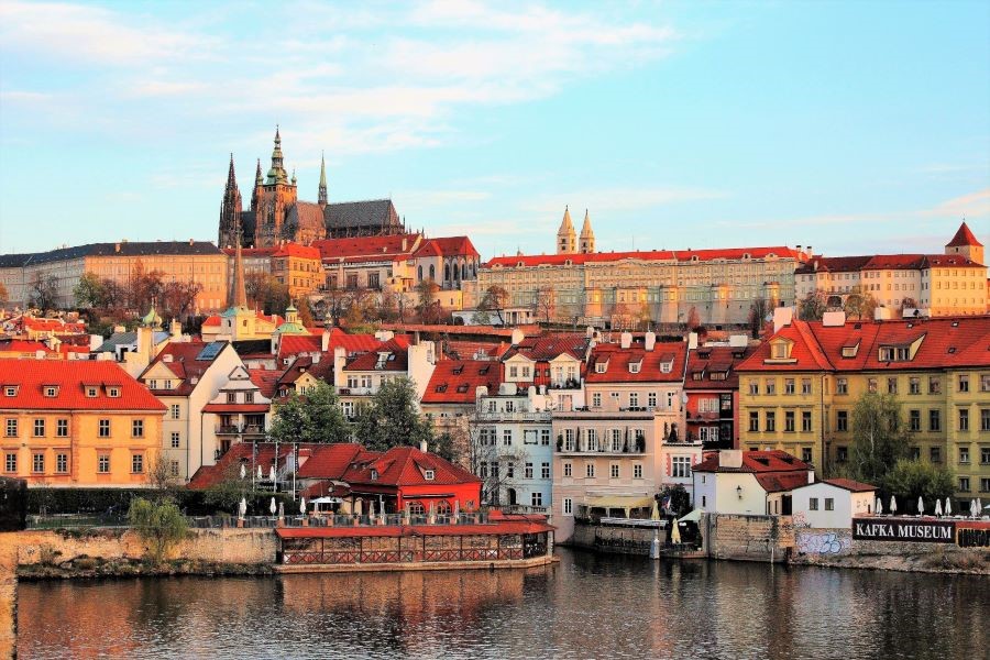 Lâu đài Praha - một trong những điểm đến tham quan nổi tiếng của thành phố