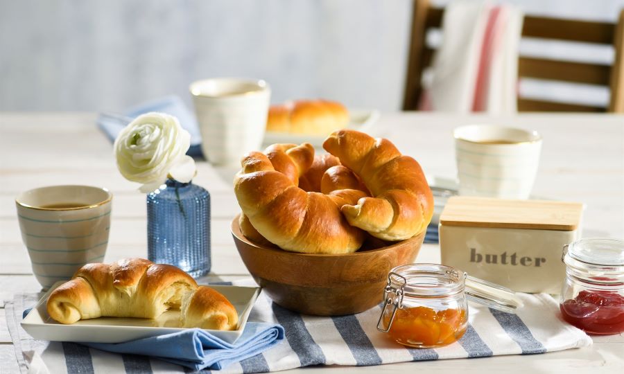 Người Đức thường nhâm nhi những chiếc bánh Hörnchen thơm ngon vào buổi sáng Chủ nhật