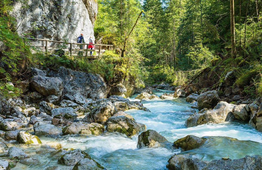 Thị trấn Ramsau khoác trên mình vẻ đẹp thiên nhiên hoang sơ, bình dị nhưng đầy cuốn hút