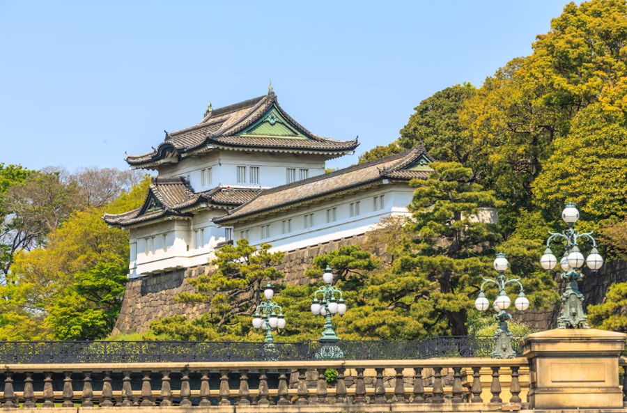 Hoàng cung Tokyo chính là nơi lưu giữ những giá trị lịch sử và văn hóa lâu đời nhất của Nhật Bản