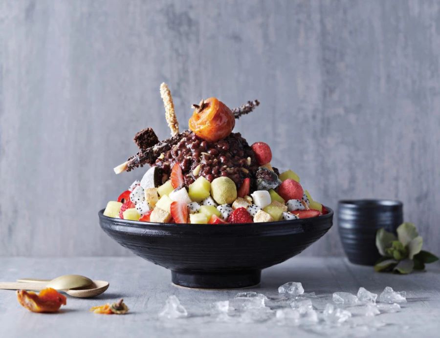 Ngày nay, Patbingsu đã được biến tấu với nhiều loại topping và hương vị khác nhau