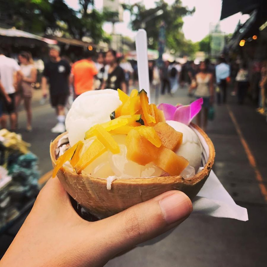 Kem dừa Thái Lan không chỉ ngon mà còn được trình bày vô cùng đẹp mắt
