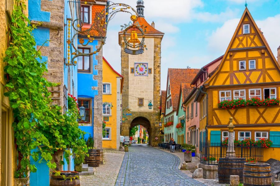 Rothenburg đến nay vẫn giữ được vẻ tráng lệ và uy nghiêm vốn có từ thời Trung Cổ