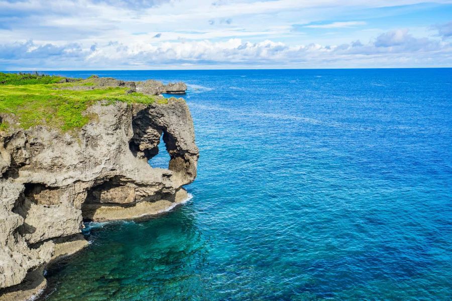 Mũi Manzamo - điểm đến du lịch Nhật Bản mùa hè được du khách yêu thích 