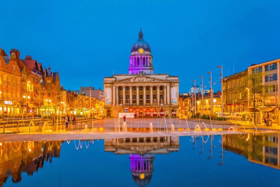 Nottingham - một trong những thành phố phát triển thịnh vượng và nhộn nhịp nhất nước Anh