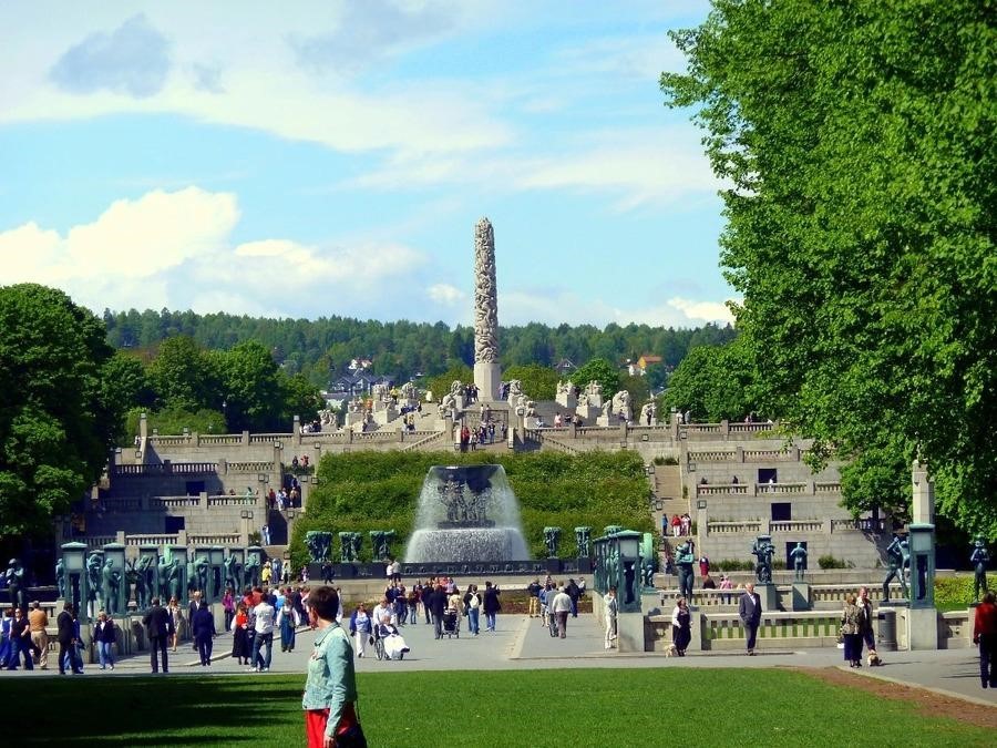 Công viên này là một điểm đến nổi tiếng và là công trình nghệ thuật hàng đầu của Na Uy