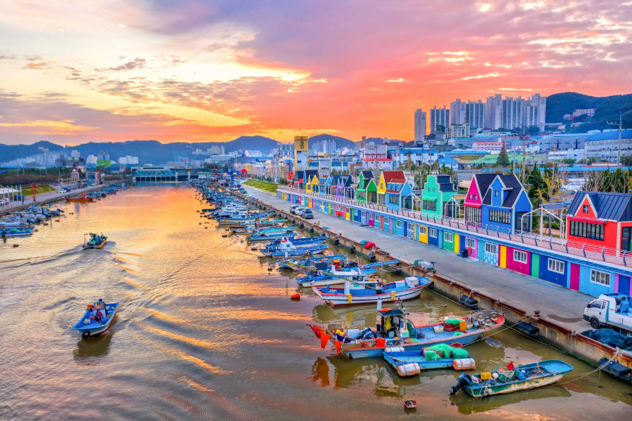 Busan mùa hè hứa hẹn mang đến cho bạn một kỳ nghỉ hè khó quên