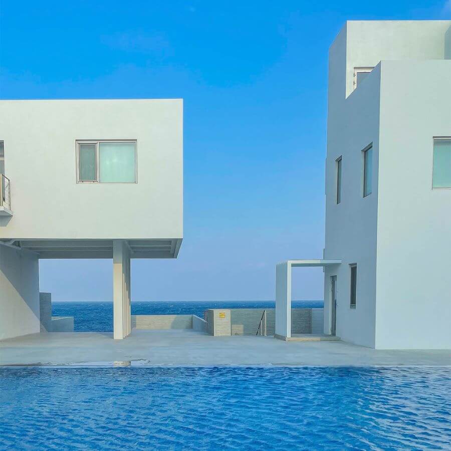 Nếu bạn đang tìm kiếm một quán cafe view biển tại Busan thì Cape Lounge là một sự lựa chọn tuyệt vời