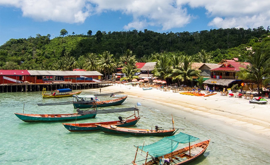 Du lịch Campuchia "quẩy" hết mình tại đảo Koh Rong