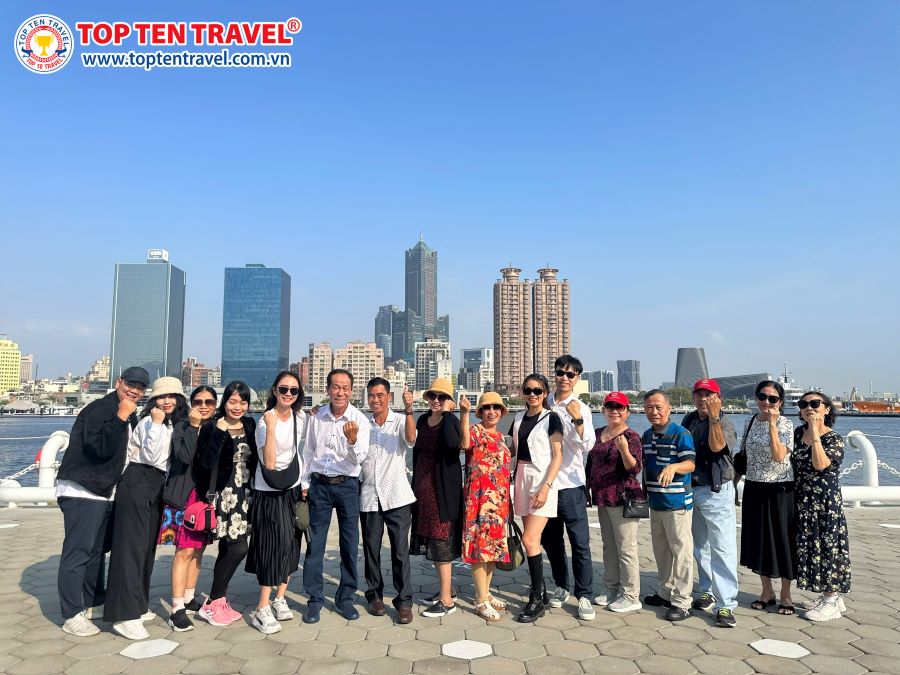 Đoàn khách Top Ten Travel tham quan, khám phá Đài Loan