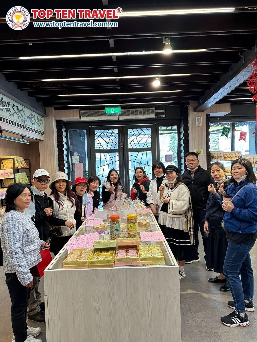 Đoàn khách Top Ten Travel tham quan, khám phá Đài Loan