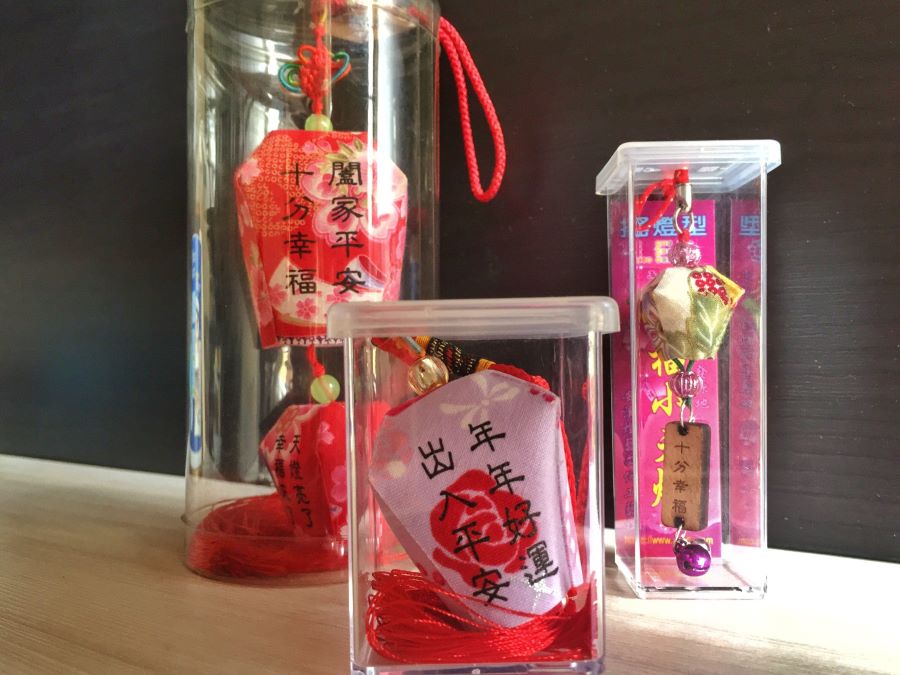 Phiên bản đèn lồng Đài Loan mini với đa dạng mẫu mã và màu sắc cho du khách tha hồ lựa chọn