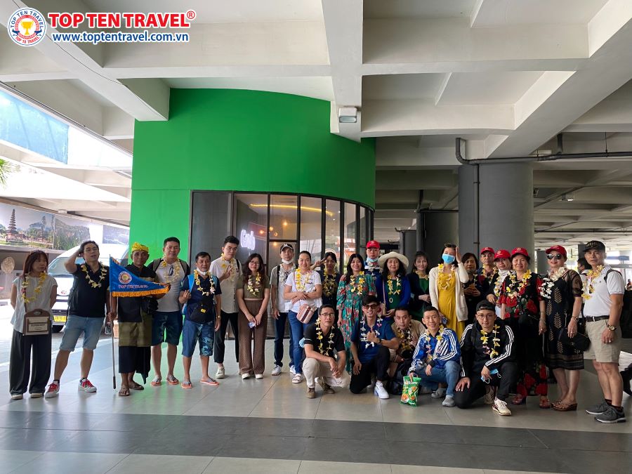 Những vị khách đã tin tưởng lựa chọn dịch vụ của Top Ten Travel