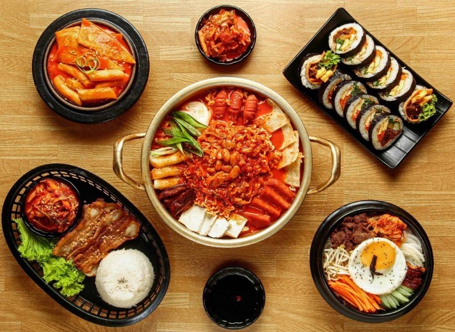 Ẩm thực Hàn Quốc sở hữu vô số món ăn thơm ngon, hấp dẫn, khó ai có thể chối từ 