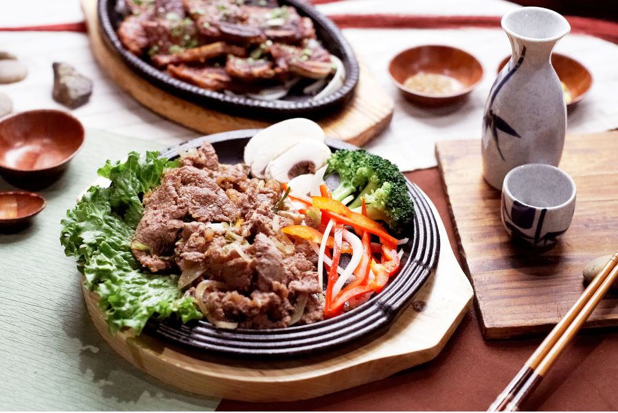 Thịt bò nướng Bulgogi vô cùng mềm, vị thơm ngon