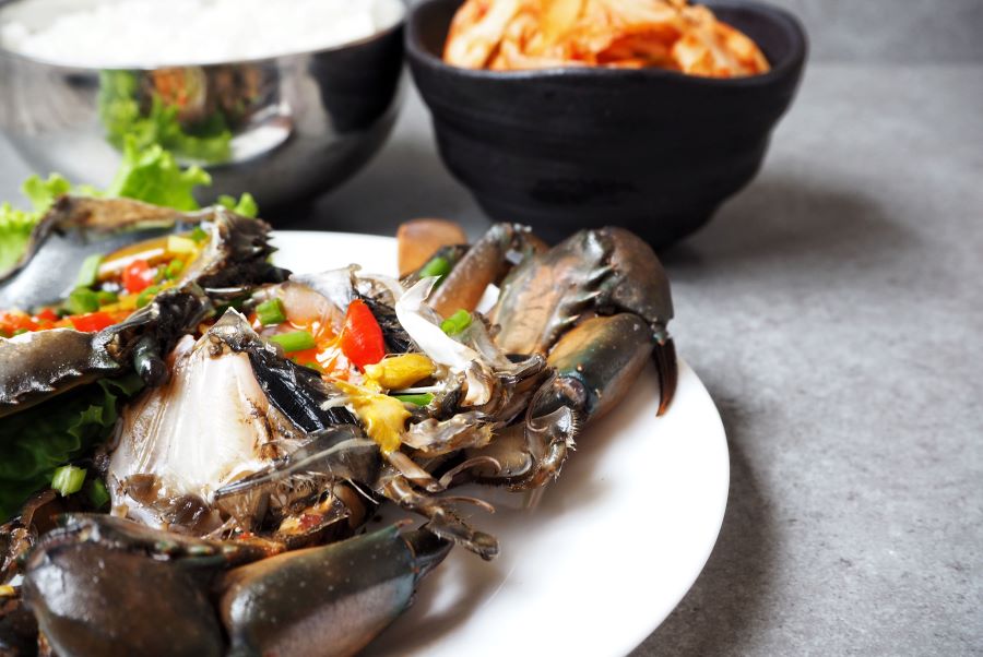 cua vào mùa thu là loại cua  ngon nhất vì chúng có nhiều trứng và gạch