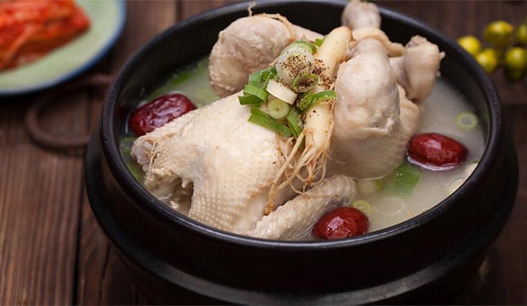 Gà Tần Sâm (Samgyetang) - Hàn Quốc