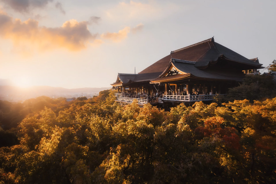 Chùa Thanh Thủy Kiyomizu-dera nằm tại cố đô Kyoto, Nhật Bản