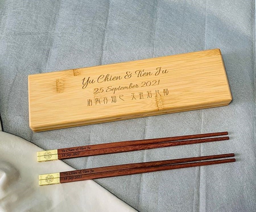 Đũa HongKong được chế tác cực kỳ cầu kỳ và tinh xảo