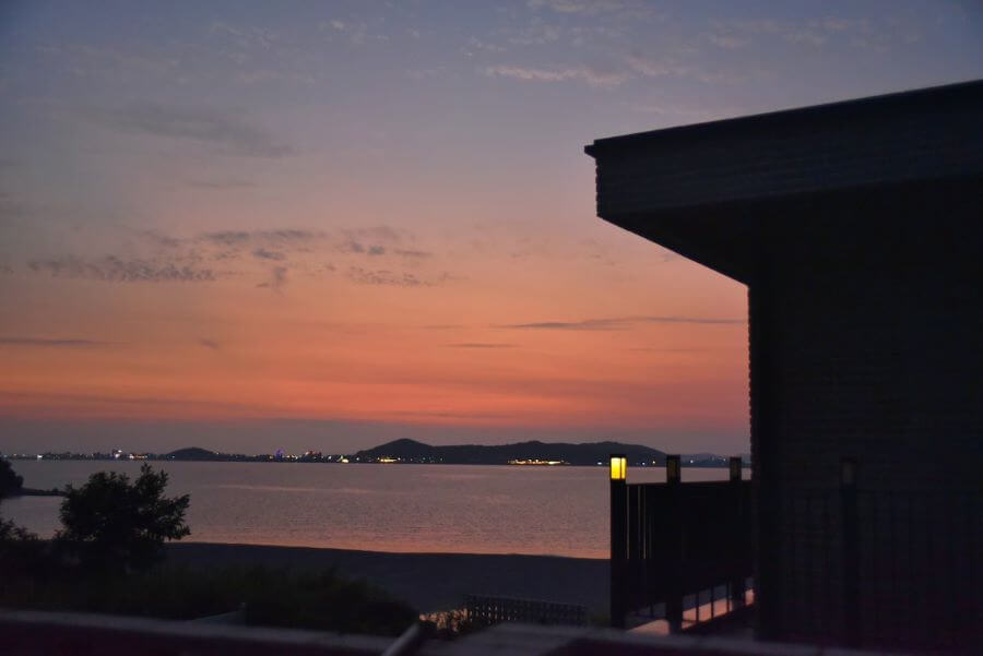 Bãi biển Eulwangri, tọa lạc tại Jung-gu, Incheon, là một trong những bãi biển nổi tiếng nhất Hàn Quốc