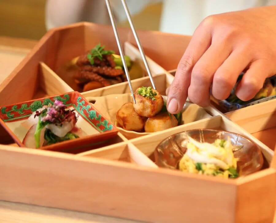 Mỗi món ăn trong thực đơn Obanzai đều mang một câu chuyện riêng khiến nhiều tín đồ du lịch Nhật Bản vô cùng yêu thích