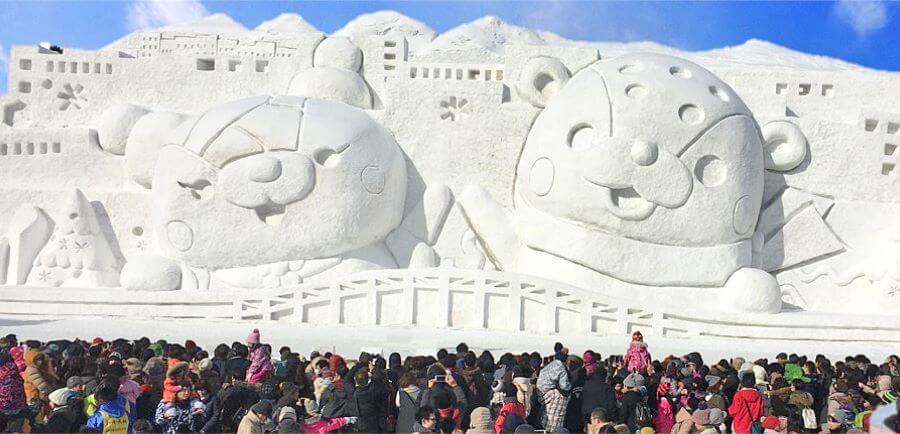 Lễ hội Mùa đông Asahikawa là một trong những lễ hội mùa đông lớn và nổi tiếng nhất ở Hokkaido