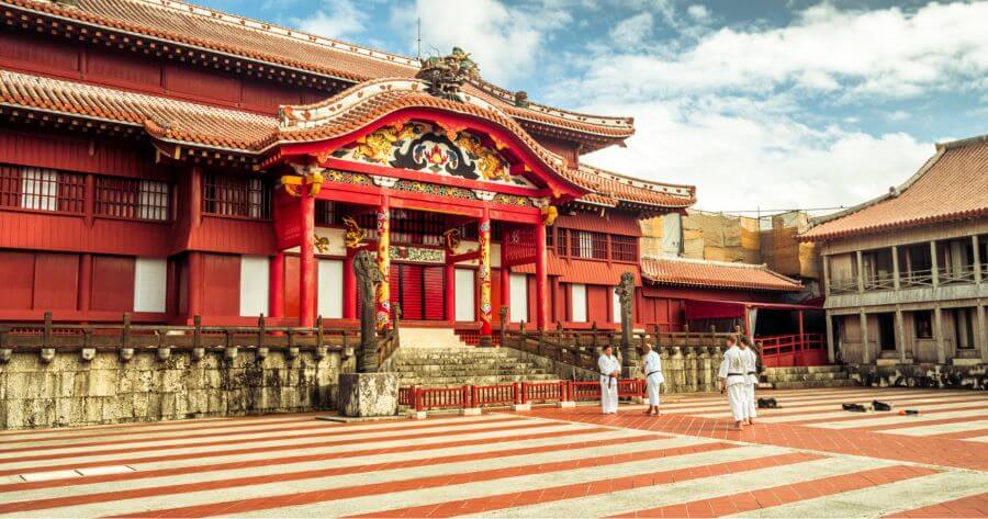 Thành Shuri là một điểm đến không thể bỏ qua cho những ai muốn khám phá về quá khứ hào hùng của vương quốc Ryukyu