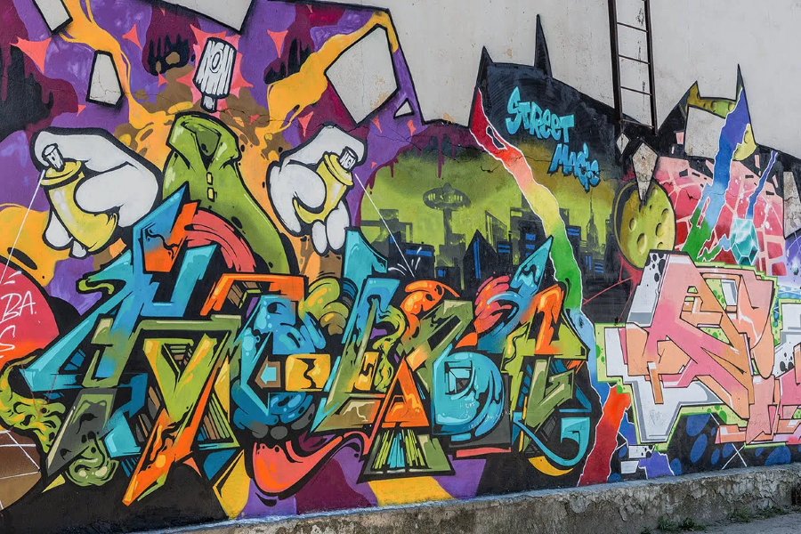 Mỗi bức tranh tại phố tranh Hongdae là một tác phẩm nghệ thuật độc đáo, thu hút nhiều tín đồ du lịch Hàn Quốc đến khám phá