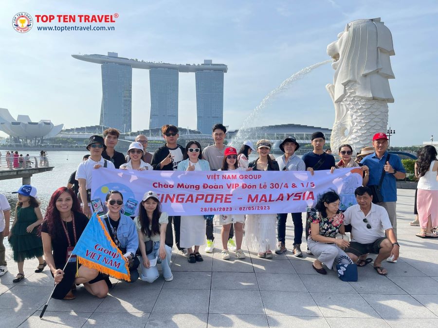 Tour du lịch 1 hành trình khám phá 2 quốc gia tại Top Ten travel