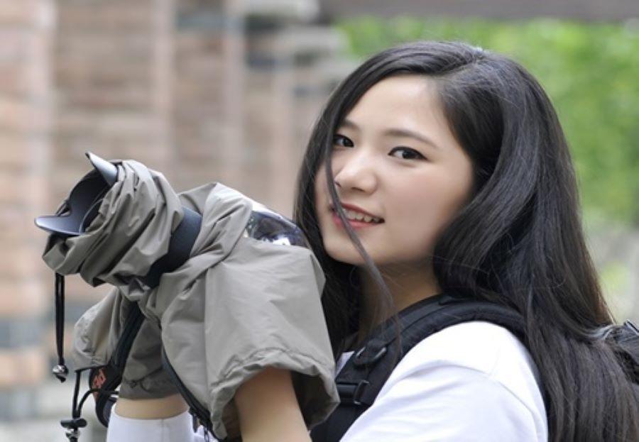 Mang áo mưa cho máy ảnh là điều cần thiết đấy!