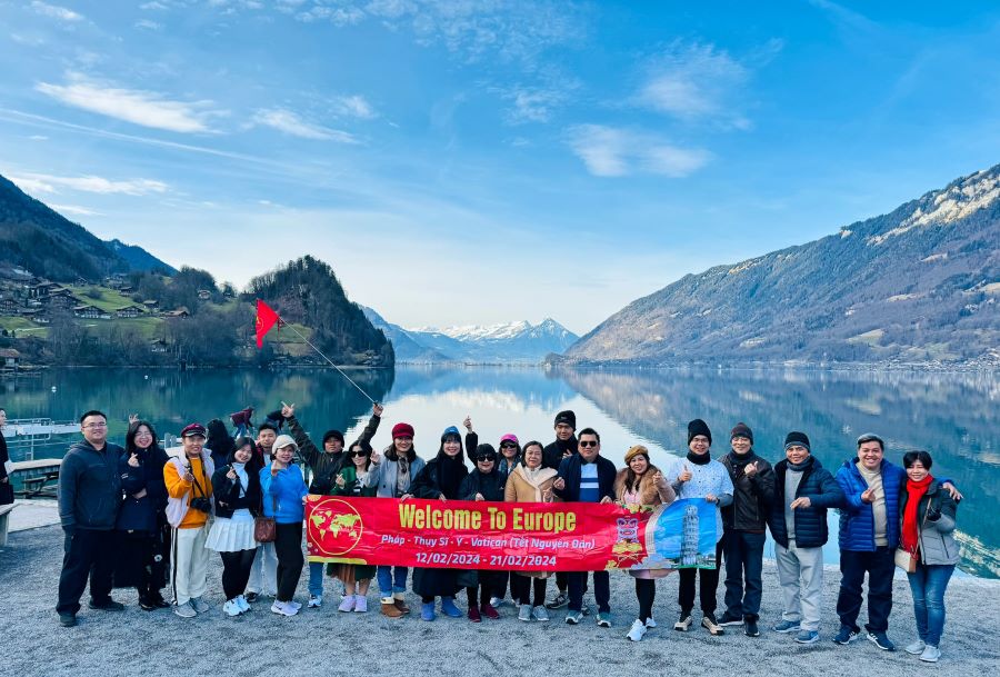 Lugano là một trong những địa điểm không thể bỏ lỡ khi đi du lịch Thụy Sĩ