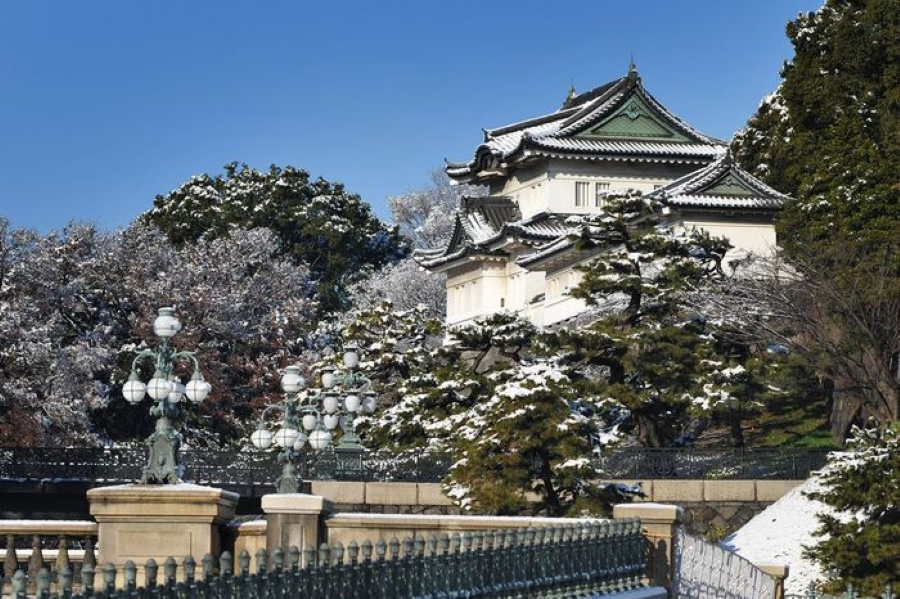 Hoàng cung Tokyo là điểm đến mà bất kỳ du khách nào cũng nên một lần ghé thăm khi đi du lịch Tokyo
