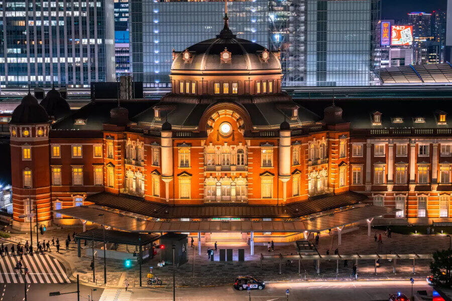 Ga Tokyo sở hữu lối kiến trúc độc đáo, mang đậm dấu ấn lịch sử tại Nhật Bản