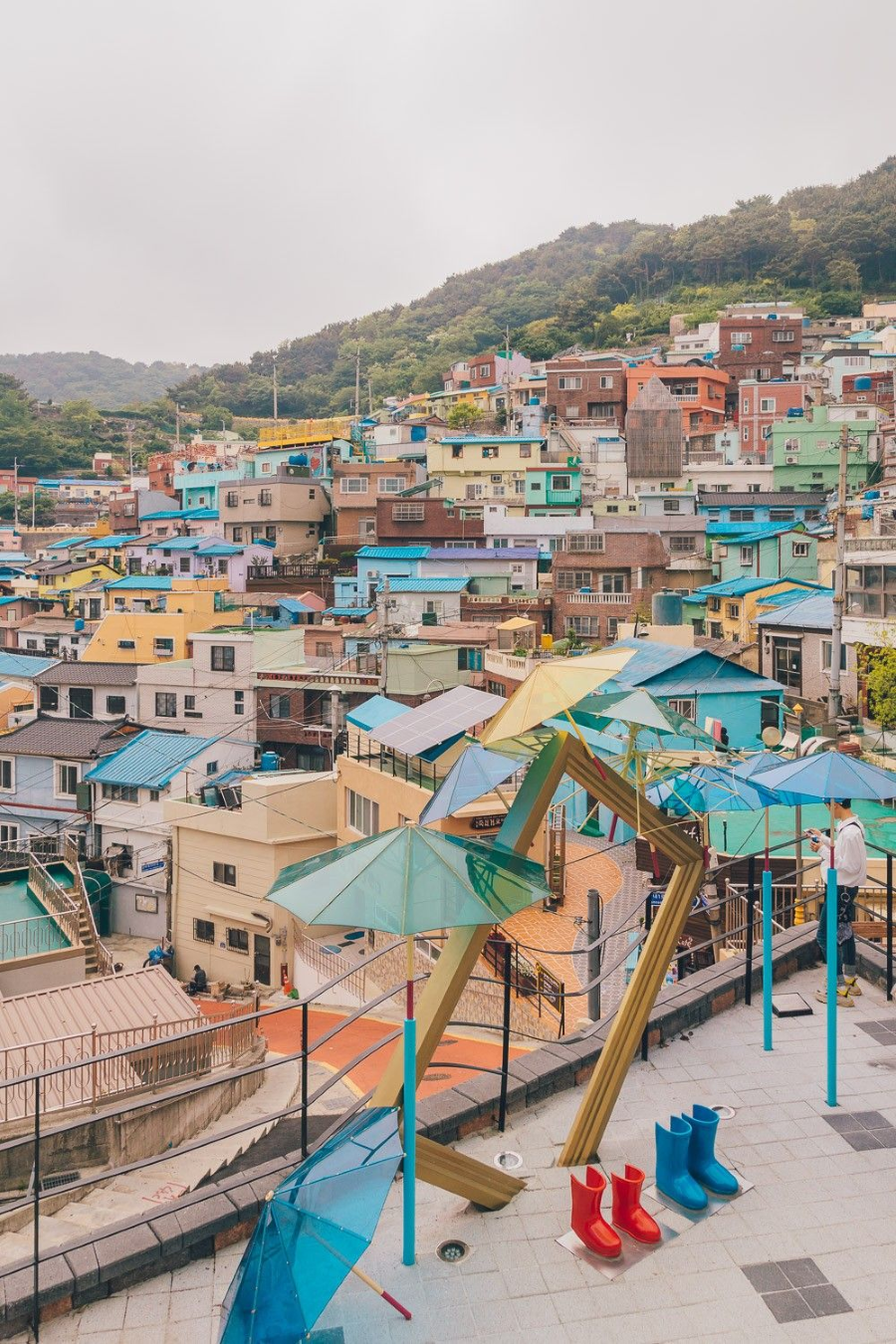 Những quán cafe tại đây được trang trí theo phong cách riêng biệt, mang đậm dấu ấn sáng tạo và sức hút khó cưỡng