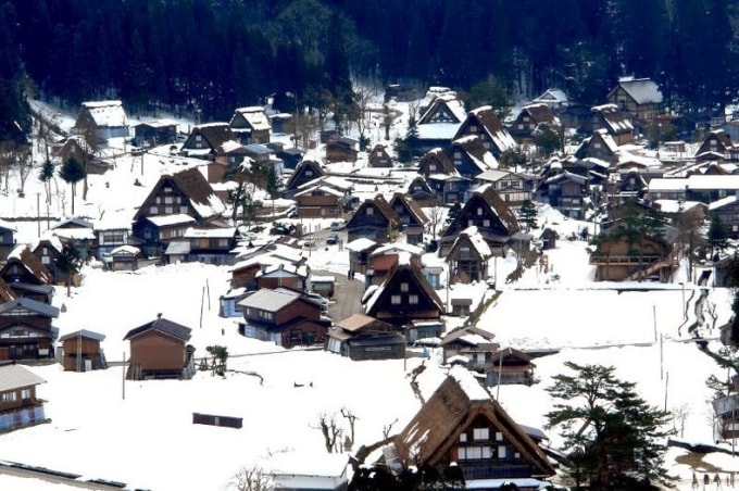 Shirakawa và Gokayama