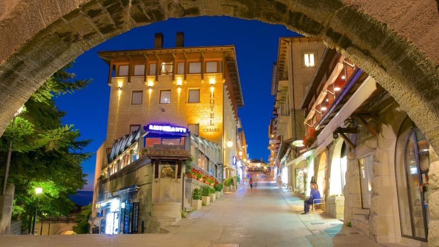 San Marino là điểm dừng chân lý tưởng để du khách có thể tận hưởng một kỳ nghỉ dài ngày