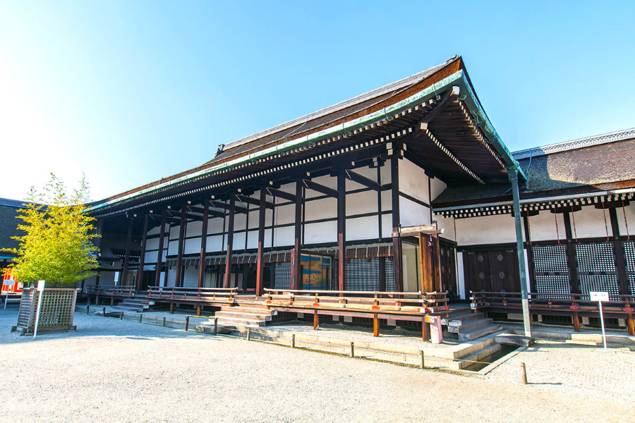 Kyoto Imperial Palace - Một trong những ngôi đền cổ kính tại Kyoto mà bạn không thể bỏ qua