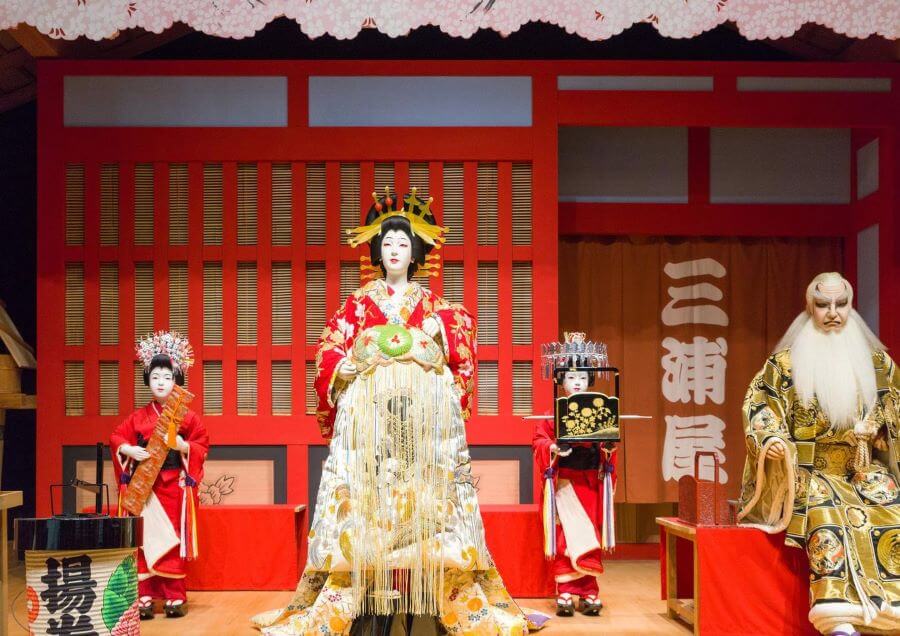 Nhà hát Kabukiza là một biểu tượng của nghệ thuật truyền thống Nhật Bản