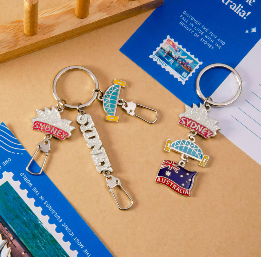 Những chiếc móc khóa biểu tượng Cầu Cảng Sydney có giá thành khá rẻ