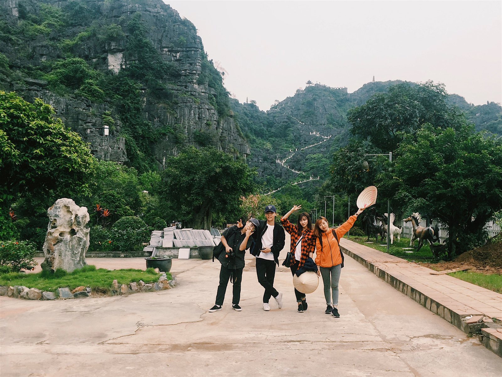 "Vạn lý Trường Thành" với 500 bậc thang ở Ninh Bình