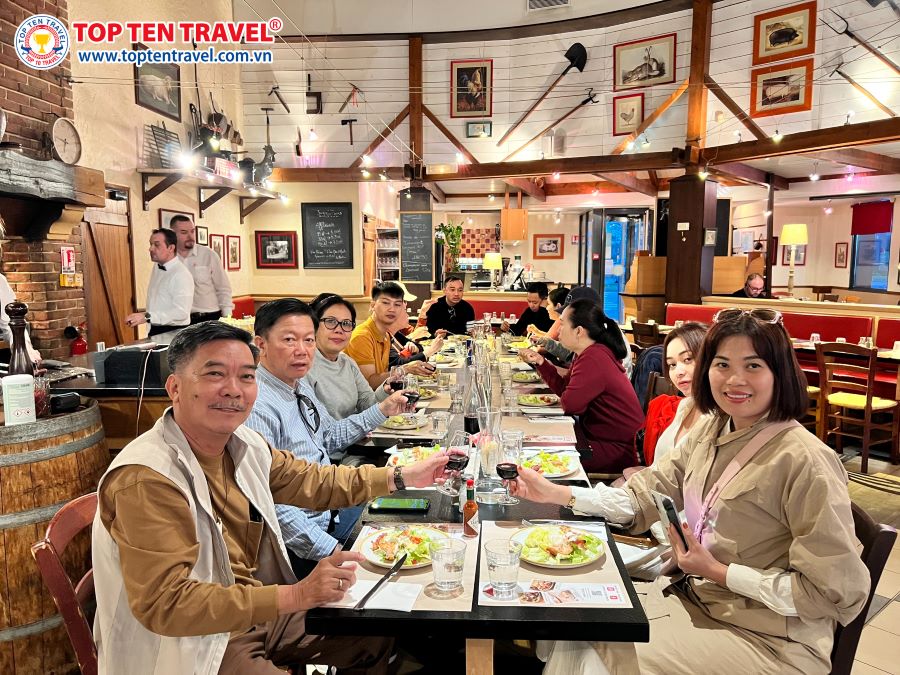 Các bữa ăn chất lượng tại nhà hàng nổi tiếng