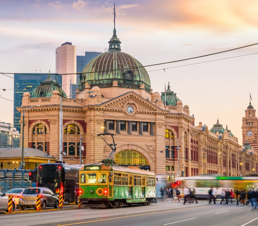 Nhà ga Flinders Street nằm tại khu vực trung tâm thành phố