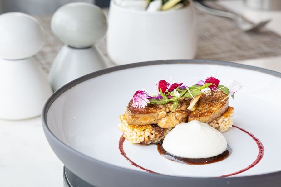 1 phần gan ngông được trang trí vô cùng đẹp mắt