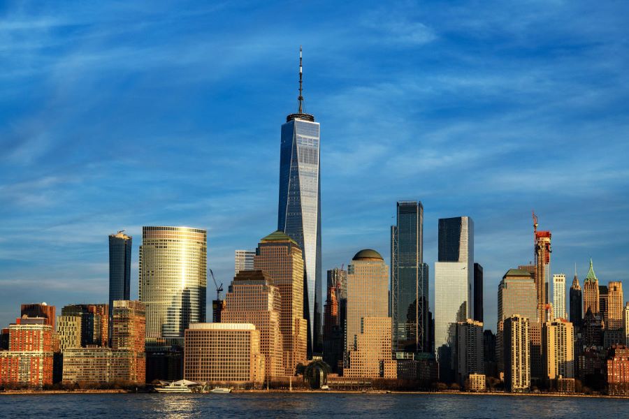 One World Trade Center cũng là tòa nhà cao tầng nổi tiếng trên thế giới